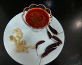 A picture of step 3 of Red chili garlic chutney.