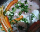 Foto del paso 3 de la receta: Pollo y papas a la sabora con zapallo relleno