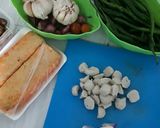 Foto langkah ke 1 dari resep Tumis Oncom Baso Ikan Cabe Hijau ala Ranjul.
