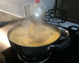 A picture of step 4 of Carrot And Cauliflower Soup.