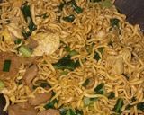 Foto langkah ke 5 dari resep Mie Goreng Tek Tek🍝.
