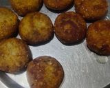 લેફ્ટ ઓવર ખીચડી ના કબાબ (Leftover Khichdi Kebab Recipe In Gujarati) રેસીપી સ્ટેપ3ફોટો