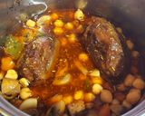 Foto del paso 8 de la receta: Carrilleras ibéricas estofadas con garbanzos