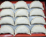 Foto del paso 5 de la receta: 🇦🇷 Empanadas jugosas de carne cortada a cuchillo - Empanadas de matambre criollas, bien Argentinas 🇦🇷