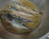 Foto langkah ke 1 dari resep Ikan Salem Kuah Asam.