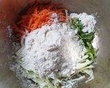 Foto langkah ke 1 dari resep Bakwan sayur.