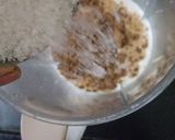 A picture of step 1 of Chocolate vanilla milkshake.