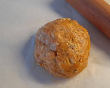 Foto del paso 2 de la receta: Galletitas sabor pizza