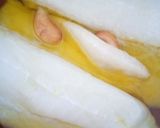 Foto del paso 2 de la receta Bacalao Confitado a Baja Temperatura Sobre Sopa de Pil Pil Gratinado con Bechamel y Mozzarella