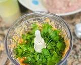 Foto del paso 1 de la receta: Albóndigas de pollo 🐣 al Pedro Ximénez 🫗 🎄
