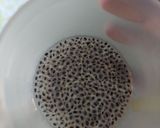 Foto langkah ke 3 dari resep Puding Susu Stroberi.