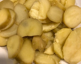 Foto del paso 1 de la receta: Patatas con champiñones “al estilo gallego”