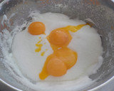 Foto del paso 3 de la receta: Magdalenas de mi madre