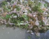 A picture of step 2 of Pyaj Paratha.