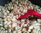Foto langkah ke 1 dari resep Kacang Thailand manis pedas daun jeruk.