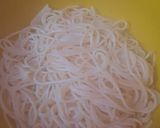 A picture of step 4 of Chicken Chowmein.