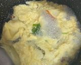 Foto langkah ke 2 dari resep Tan Hua Tang / Sup Tomat Telur.