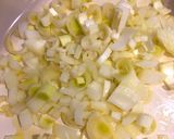 Foto del paso 1 de la receta: Crema de calabacín sin nata