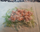 Foto del paso 2 de la receta: Rollitos de masa filo con gambas y alioli