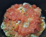 Foto del paso 3 de la receta: Lengua entomatada con puré