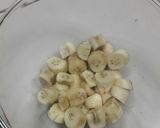 A picture of step 1 of Banana walnut cake.