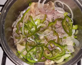 Foto del paso 3 de la receta: Pollo al vino con espinaca