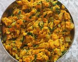 A picture of step 4 of Carrot and radish in gram flour (Subji).