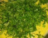 A picture of step 4 of Dahi Phulki.