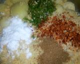 A picture of step 2 of Crispy creamy balls.