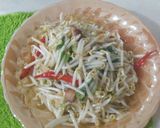 Foto langkah ke 1 dari resep Cah tauge ikan asin jambal.