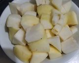 Foto del paso 3 de la receta: SOLOMILLOS DE CERDO CON CEBOLLAS CARAMELIZADAS, PERAS Y MANZANAS