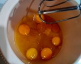 Foto langkah ke 1 dari resep BOLU PANDAN - Rice Cooker.
