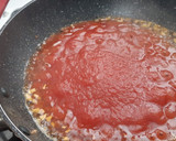 Foto del paso 4 de la receta: Espaguetis frutti di mare con chispa picante