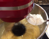 Foto del paso 11 de la receta Bizcocho de coco con glaseado de coco