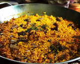 Foto del paso 3 de la receta: Arroz con churrasco y pollo al curry con aroma de tomillo