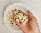 無米花生鹼粽的食譜步驟1照片