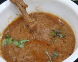 A picture of step 9 of Hyderabadi Lagan Ka Murgh.
