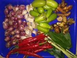 Pindang Serani Kepala dan Kaki Kambing