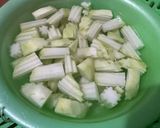 Hình bước làm 1 của món SP.0903 - Canh Su Hào Mọc Gà