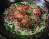 Foto langkah ke 4 dari resep Ayam Goreng Rempah.