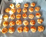 Sajtos köményes pogácsa recept fázis 5 fotója
