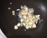 Foto langkah ke 4 dari resep Cumi, Wortel, Enoki, Asam Manis.