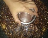 A picture of step 3 of Khajurpak with Roasted dryfruits.