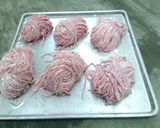 Foto langkah ke 11 dari resep Mie Telur Buah Naga, enak, kenyal dan sehat.
