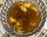 Foto langkah ke 7 dari resep Bubur Biji Salak Isi Pisang.