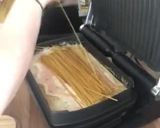 Une image de l'étape 3 de Spaghettis au poulet mariné paprika avec all-Clad.