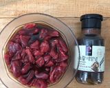 Foto langkah ke 3 dari resep Daging Bumbu Barbeque dengan Jamur Enikodake.