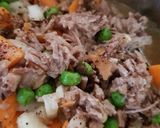 A picture of step 7 of My Clay pot pies ☺.