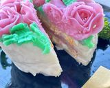 A picture of step 9 of Valentines Flowers Sandwich.