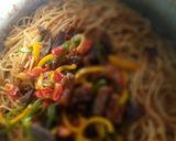 A picture of step 8 of Stir fry spaghetti.